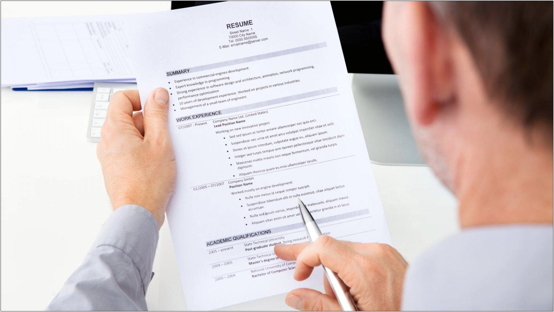 Should You Put A Resume On Resume Paper